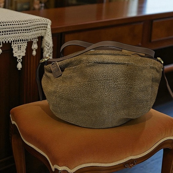 Vintage Borbonese Shoulder Bag – Redwall Quail Suede Like New - Picture 1 of 11